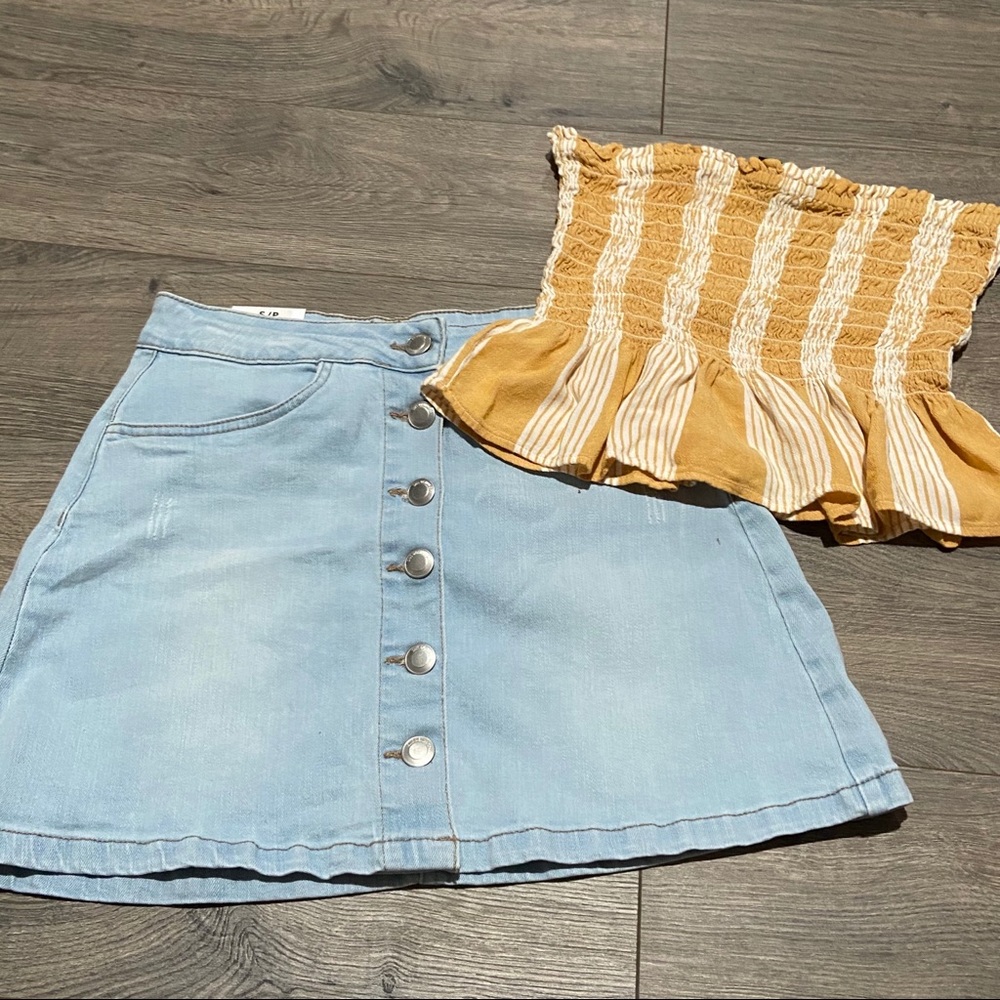 Button Up Skirt - Picture 3 of 6